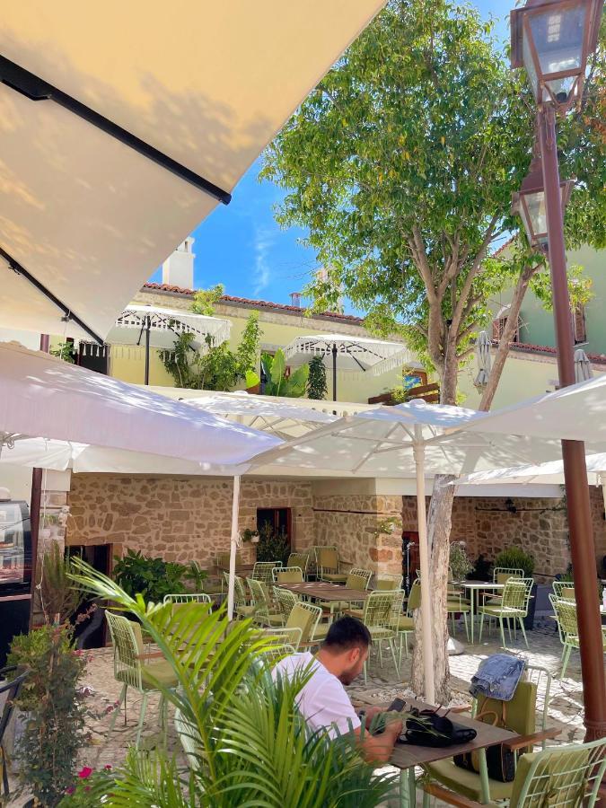 Bohemian Boutique Suites Avlonya Dış mekan fotoğraf